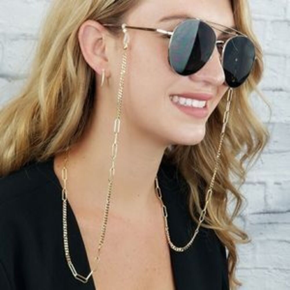 3 Ways Necklace Face Mask Eyewear Holder Chain NEW